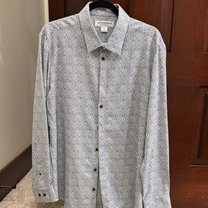 Mizzen + Main Men's Blue Patterned Shirt